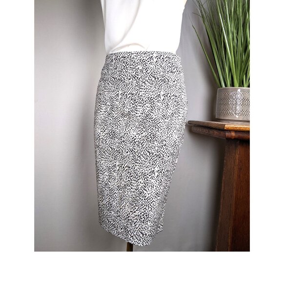 Rachel Zoe Animal Cheetah Leopard Print Pencil Skirt  Women's size 2 NWOT - Picture 1 of 7